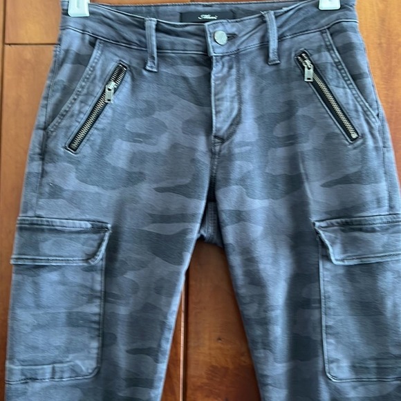 Bundle of Jeans Mother, Mavi and Maje. - Picture 8 of 16